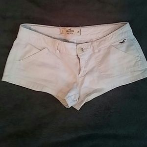 White cotton Hollister shorts